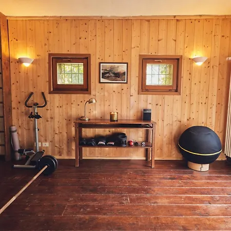 度假居 Ancient Monastery In The Lariani Mountains