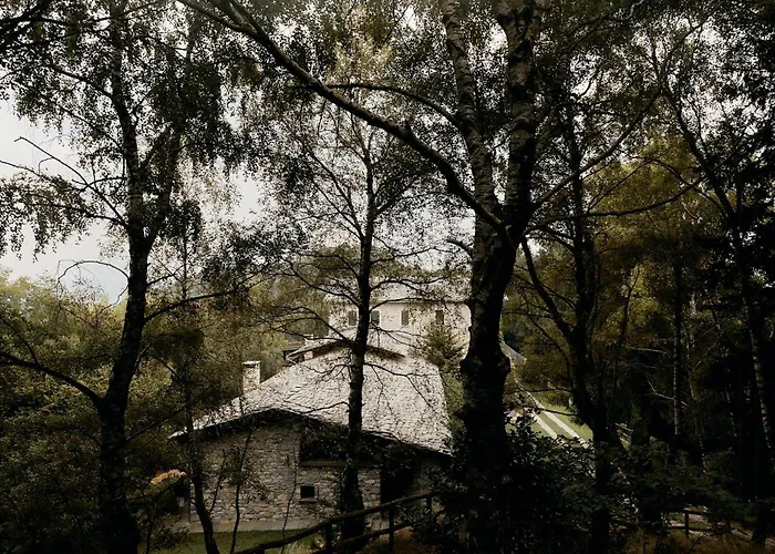 Semesterbostad Ancient Monastery In The Lariani Mountains Cernobbio