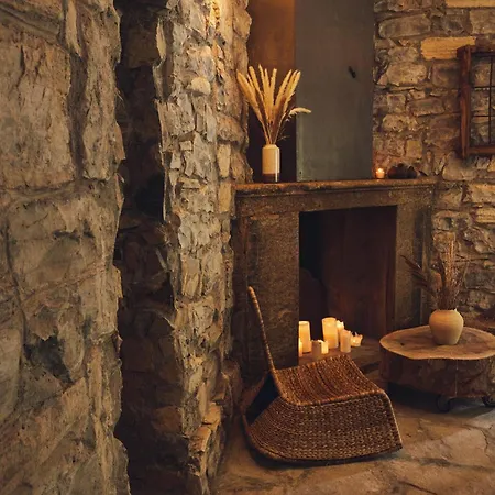 Ancient Monastery In The Lariani Mountains Дом отдыха