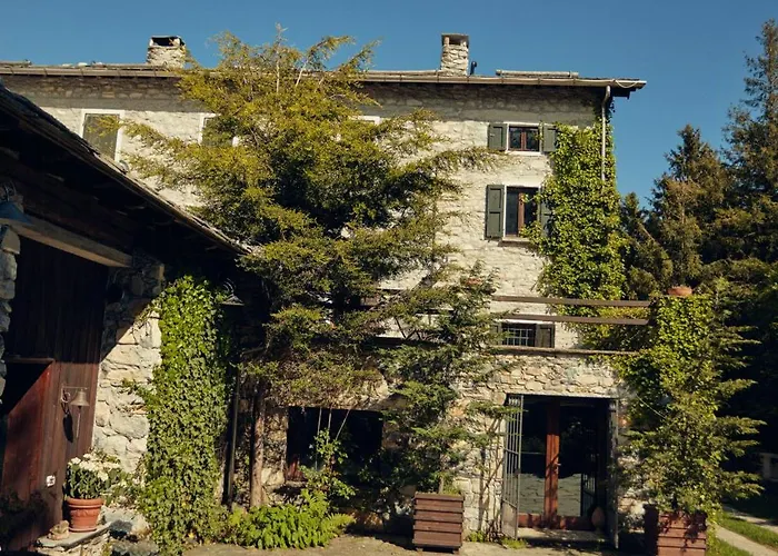 Ancient Monastery In The Lariani Mountains بيت للعطل *
