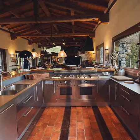 Ancient Monastery In The Lariani Mountains Holiday home *